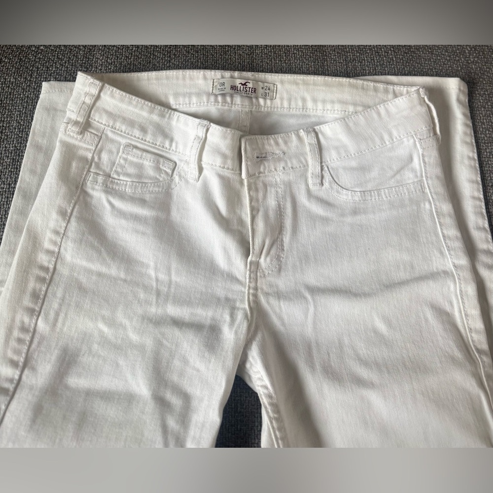 Hollister Classic White Denim